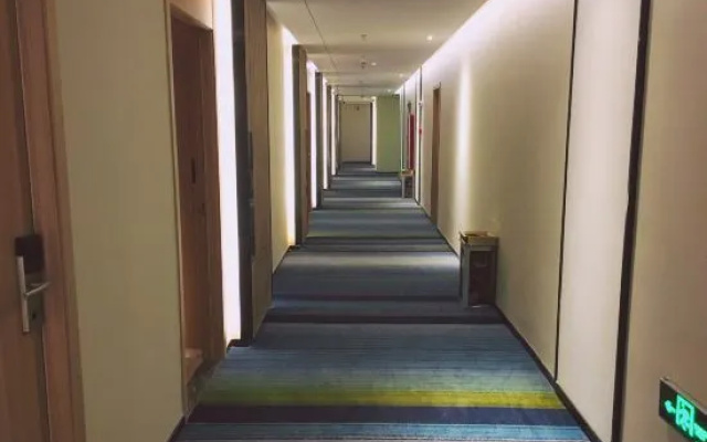 Ruoshui Autumn View Hotel (Wanda Plaza, Weinan Normal University) – Hotel Rooms – Qiannan