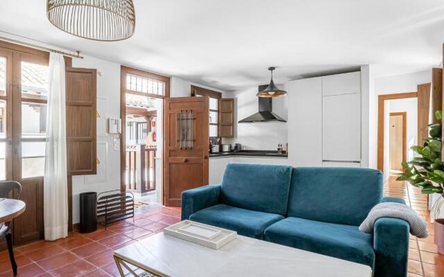 Limehome Granada Calle Sta. Ana