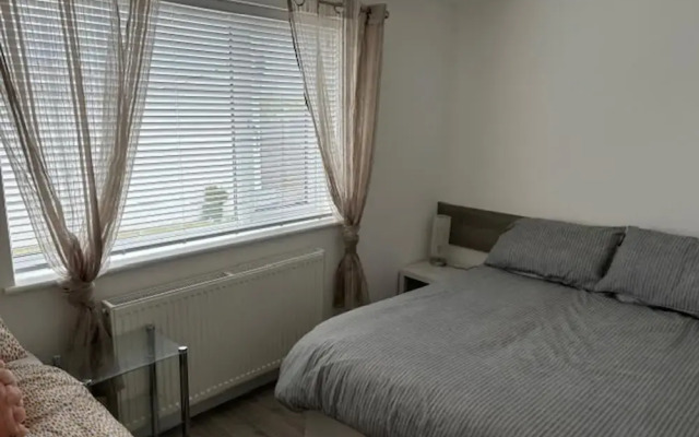 Cozy Coastal Bungalow in Prestatyn