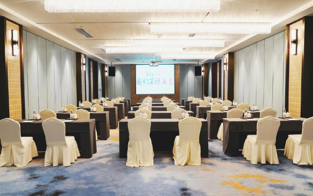 Jin Jiang Royal Palace Hotel