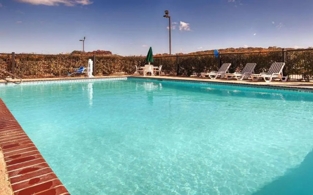 Best Western Plus Main Street Inn