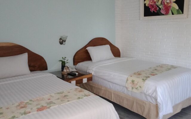 Puri Padi Hotel