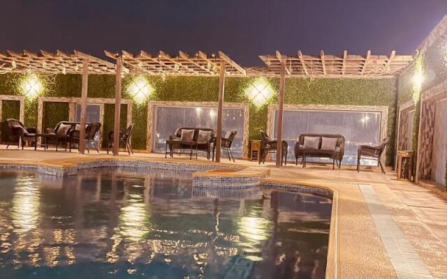 Holiday Al Khaleej Hotel