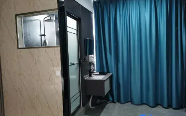 Tonghai Shiguang Hotel