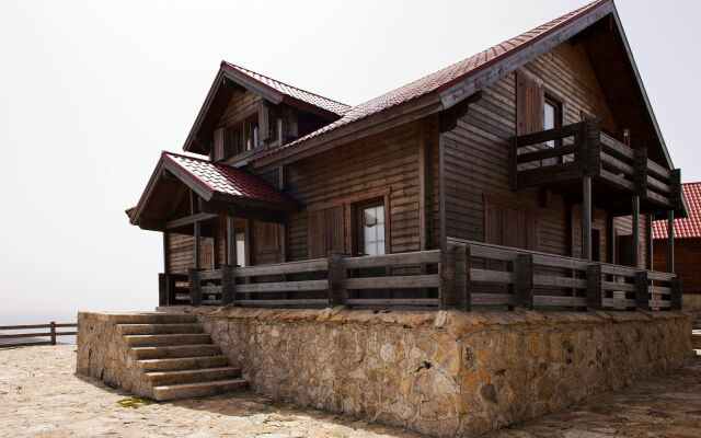 Luna Chalés da Montanha - Serra Da Estrela
