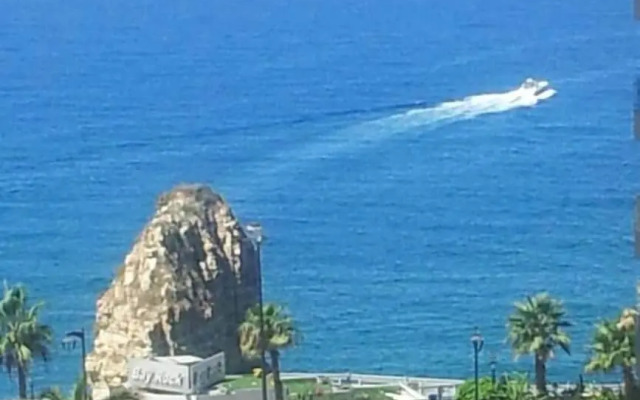 The Diplomat Suite Hotel