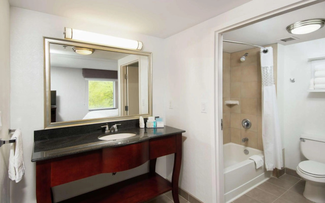 Hampton Inn & Suites Barrie