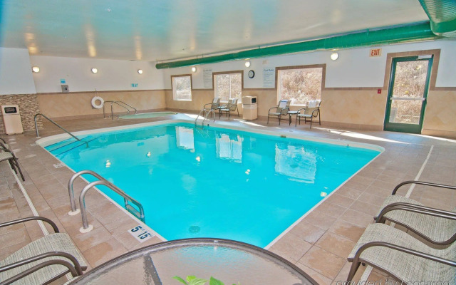 Holiday Inn Express Charleston-Kanawha City by IHG