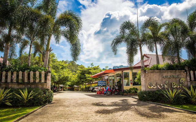 Suksaiburi-resort