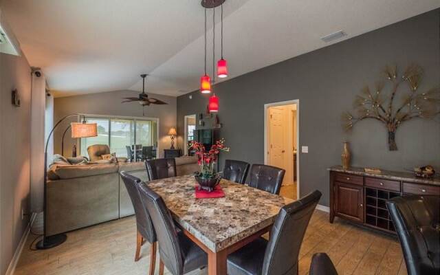 Vestridge Ave 3490 by White Pelican VR