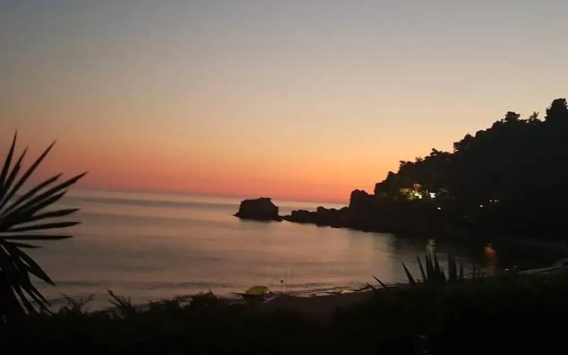 Corfu Glyfada Apartment 84