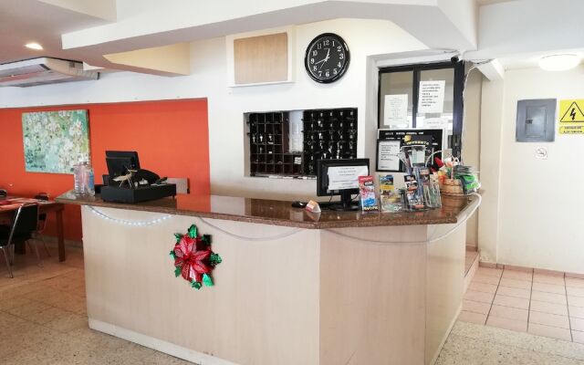 OYO Hotel Real Plaza Jacona