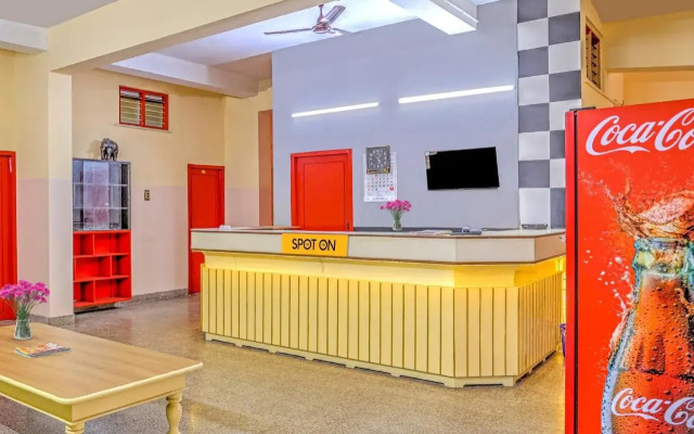Spot On 807500 Kkp Tourist Home