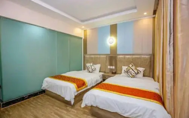 Yuhang Business Hotel