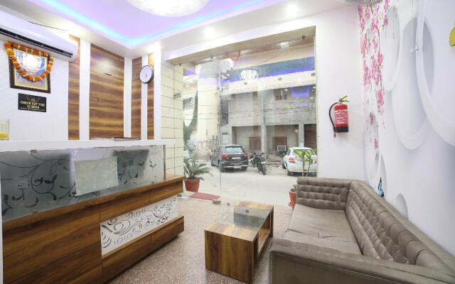 Oyo 24220 Hotel Jai Ambay International