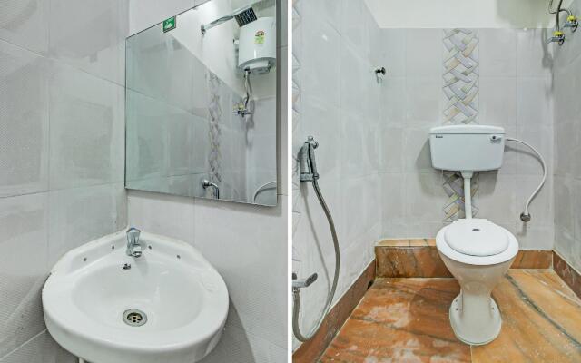Aarav Hotel by OYO Rooms