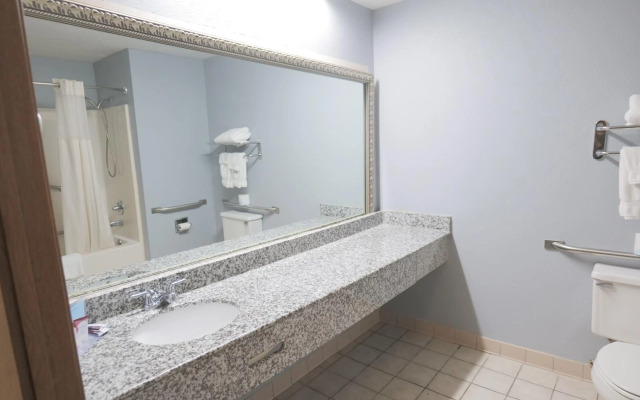 Holiday Inn Express Hotel & Suites Reidsville