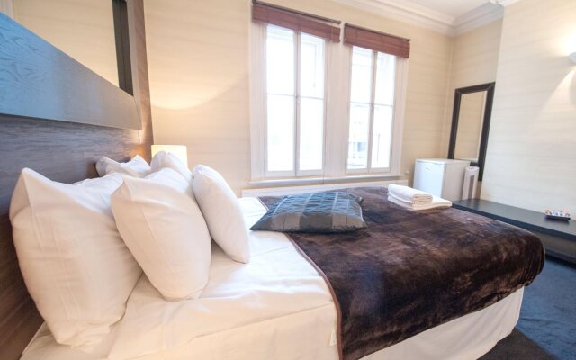 159 Knightsbridge
