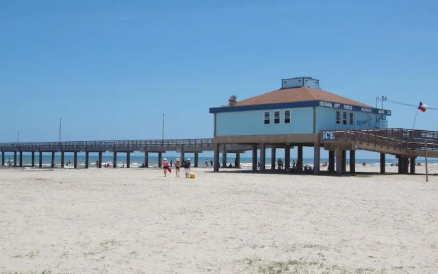 Channelview 218