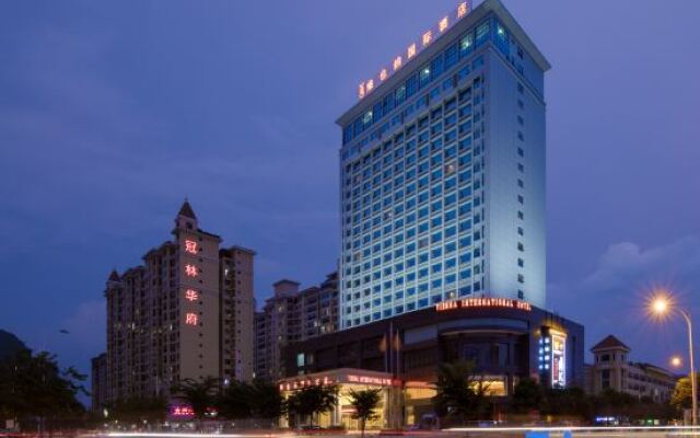 Vienna International Hotel (Daxin Detian Square)