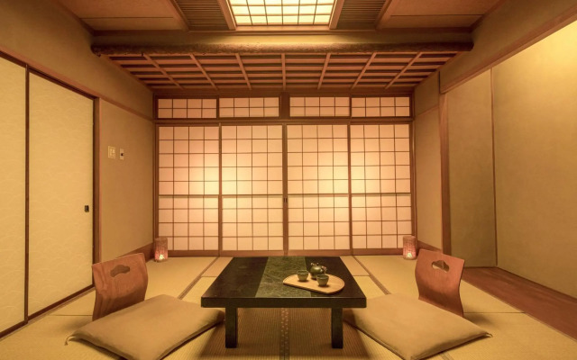 Ooedo Onsen Monogatari Premium Yoshinoya Irokuen