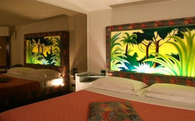 Motel K Suite A Tema & Wellness