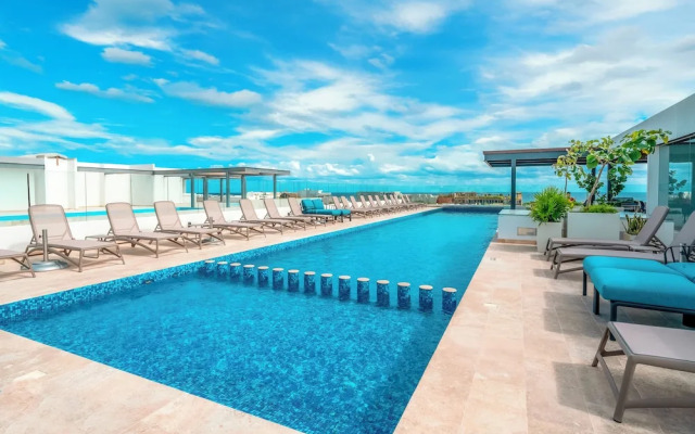 2 BR Condo - Rooftop Pool At Ipanema 504