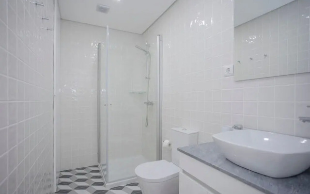Liiiving in Porto-santa Catarina Twin Apartment II