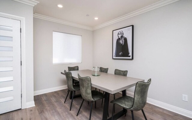 Brand NEW Luxury 3bdr Townhome In Silver Lake