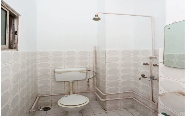 OYO 11896 Marble Palace Guest House