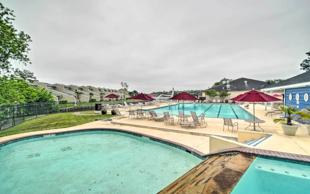Paddleboards, Life Vests: Lake Conroe Getaway!