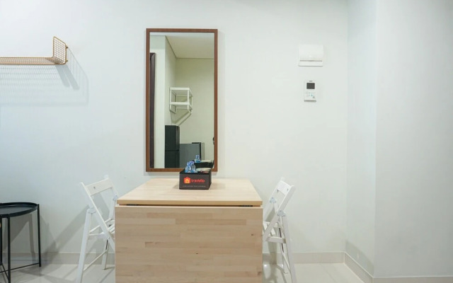 1BR with Good Location @ Puri Mansion Apartment