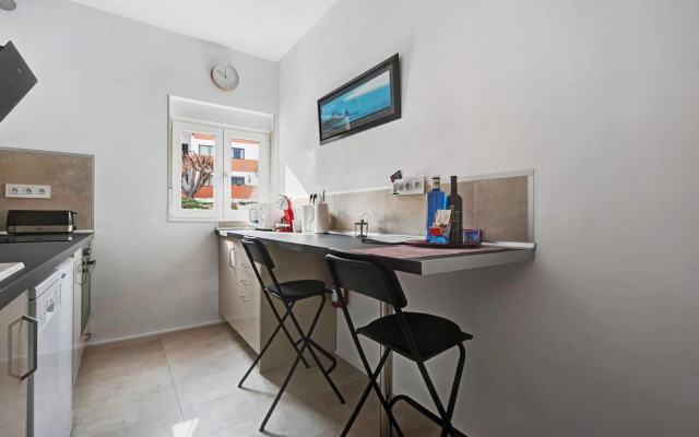 Fantastico 4 - With Large Private Terrace, Free Parking, air Conditioning, BBQ