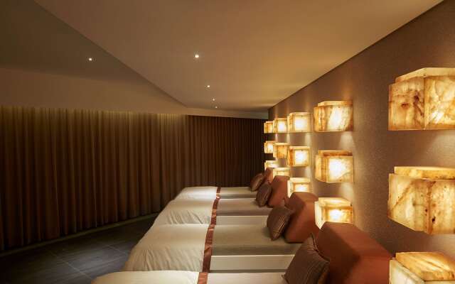 Radisson Collection Hotel, Waterfront Cape Town
