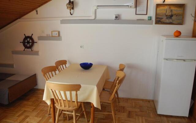 Apartment Biro 41 pax