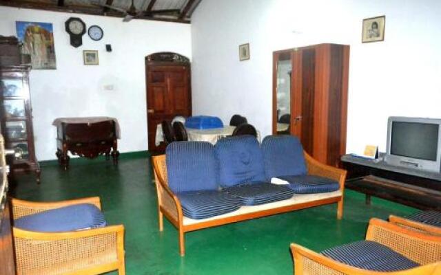 Dark Horse Resort Yala