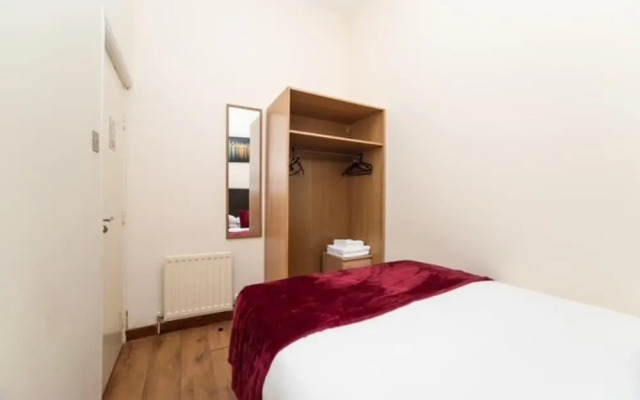 Cityscape Retreat in Newcastle
