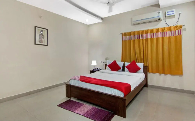 OYO 45 SilverKey Gachibowli