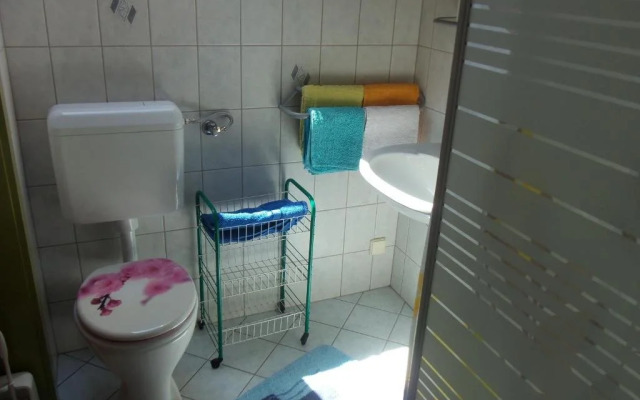 Obstbau und Gästezimmer Stani