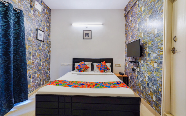 Fabhotel Kings Suites