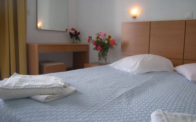 Summer Dream Hotel
