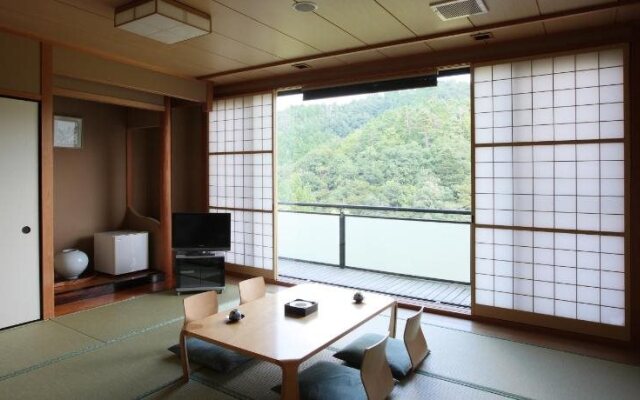 Ayabe Onsen Nioukan