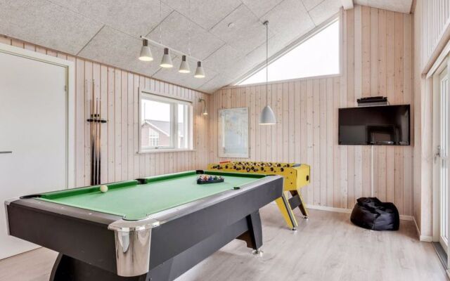 "Arngard" - 1.2km from the sea in Western Jutland