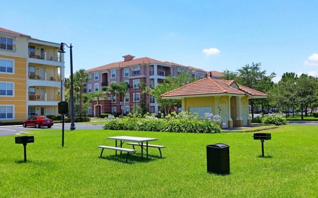 Santiagos Corner