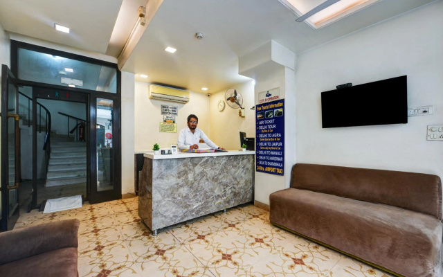 Sweet Home Lodge – Lobby – Delhi