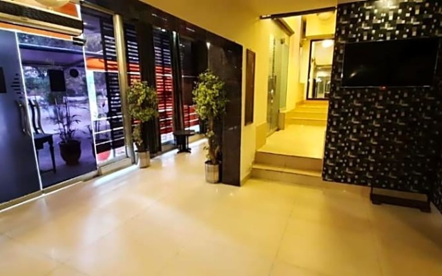 Hotel Royal Lahore