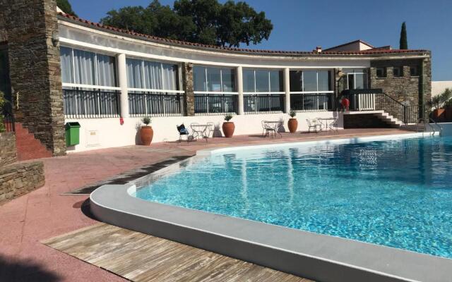 Les Chênes-lièges d'Ambeille