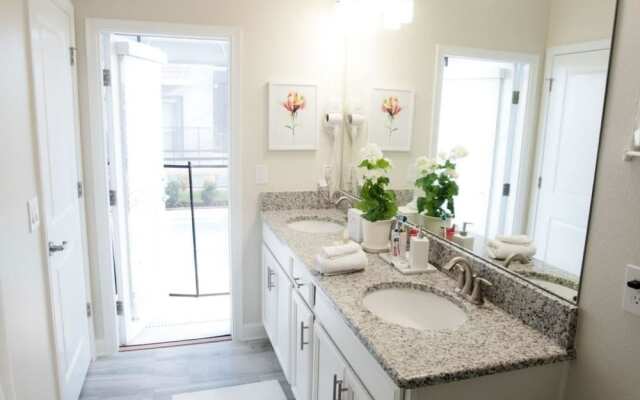 Villa Sweet - Storey Lake