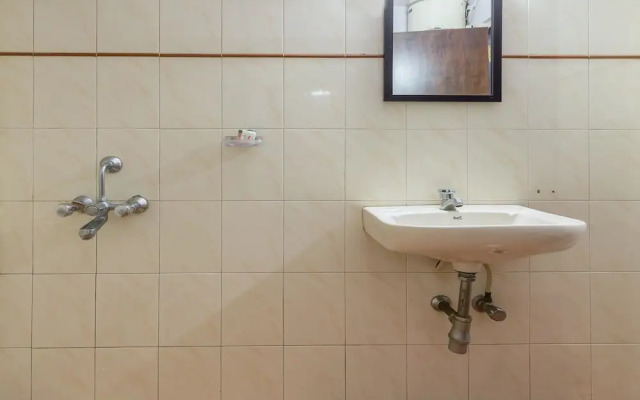 OYO 649 Hotel Ajantha Trinity Inn