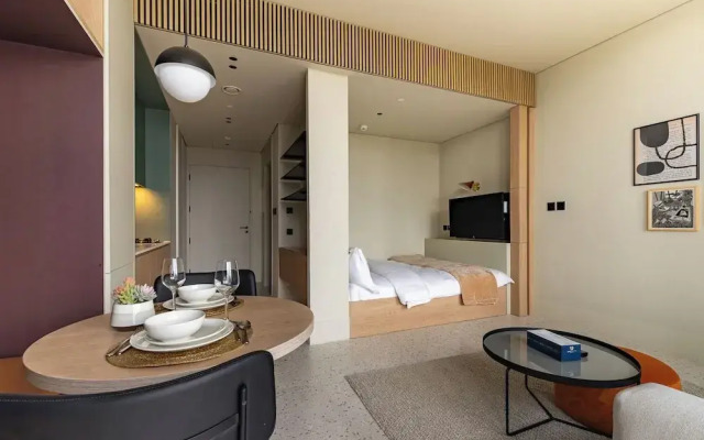 SIMPLY COMFORT Upside Living Burj View